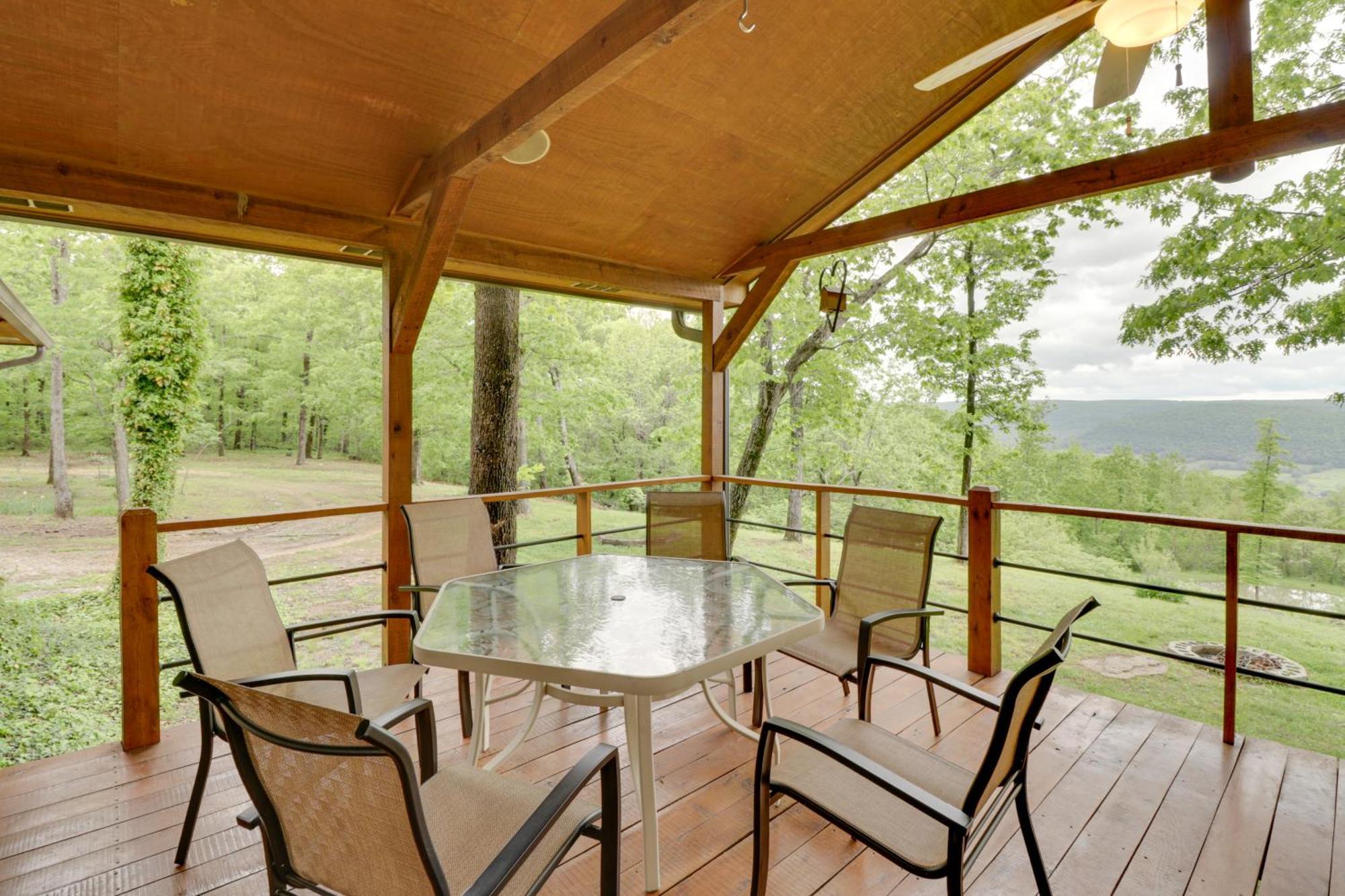 Spacious And Elegant Mountain View Cabin With Deck! Luaran gambar