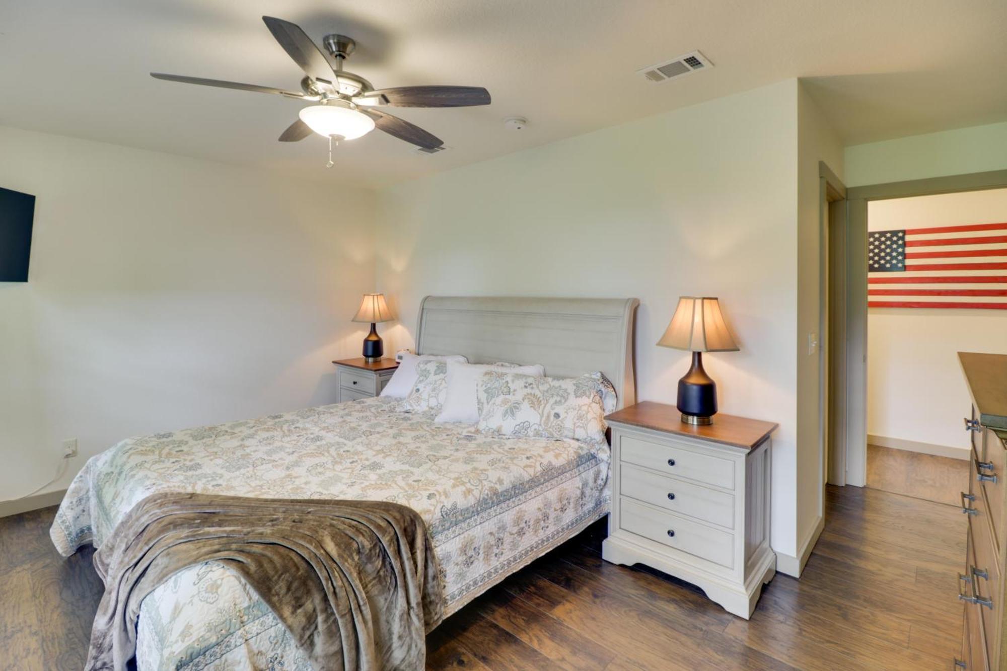Spacious And Elegant Mountain View Cabin With Deck! Luaran gambar